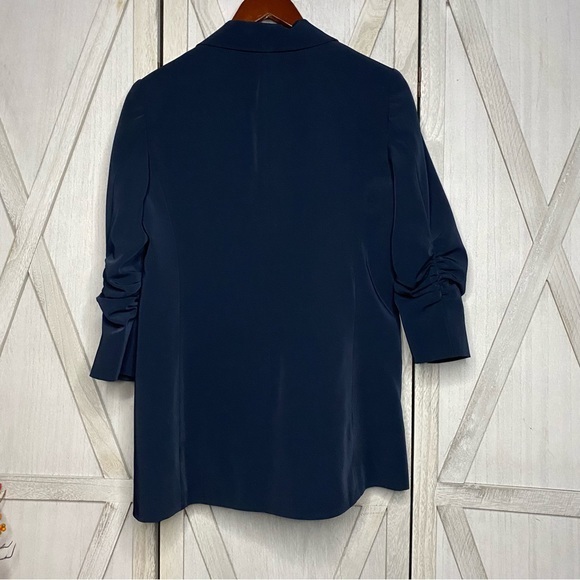 Elizabeth & James Navy Blue Ruched Sleeve Boyfriend Blazer - Picture 5 of 7